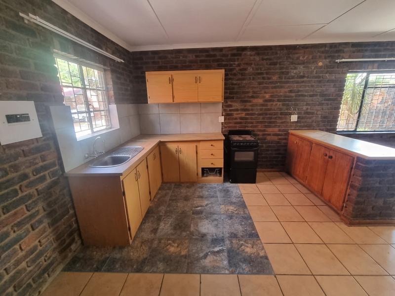To Let 2 Bedroom Property for Rent in Kuruman Northern Cape